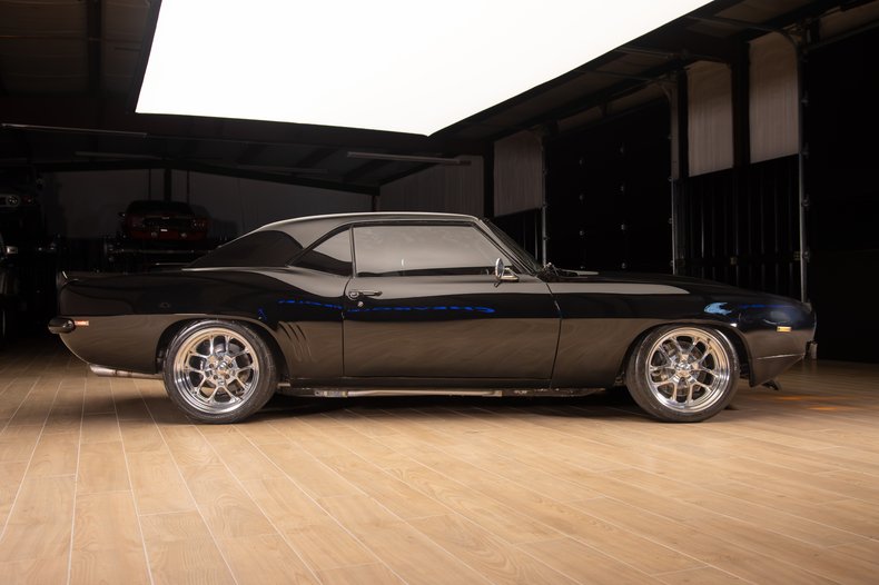 1969 Chevrolet Camaro 27