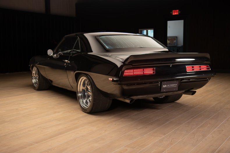 1969 Chevrolet Camaro 18