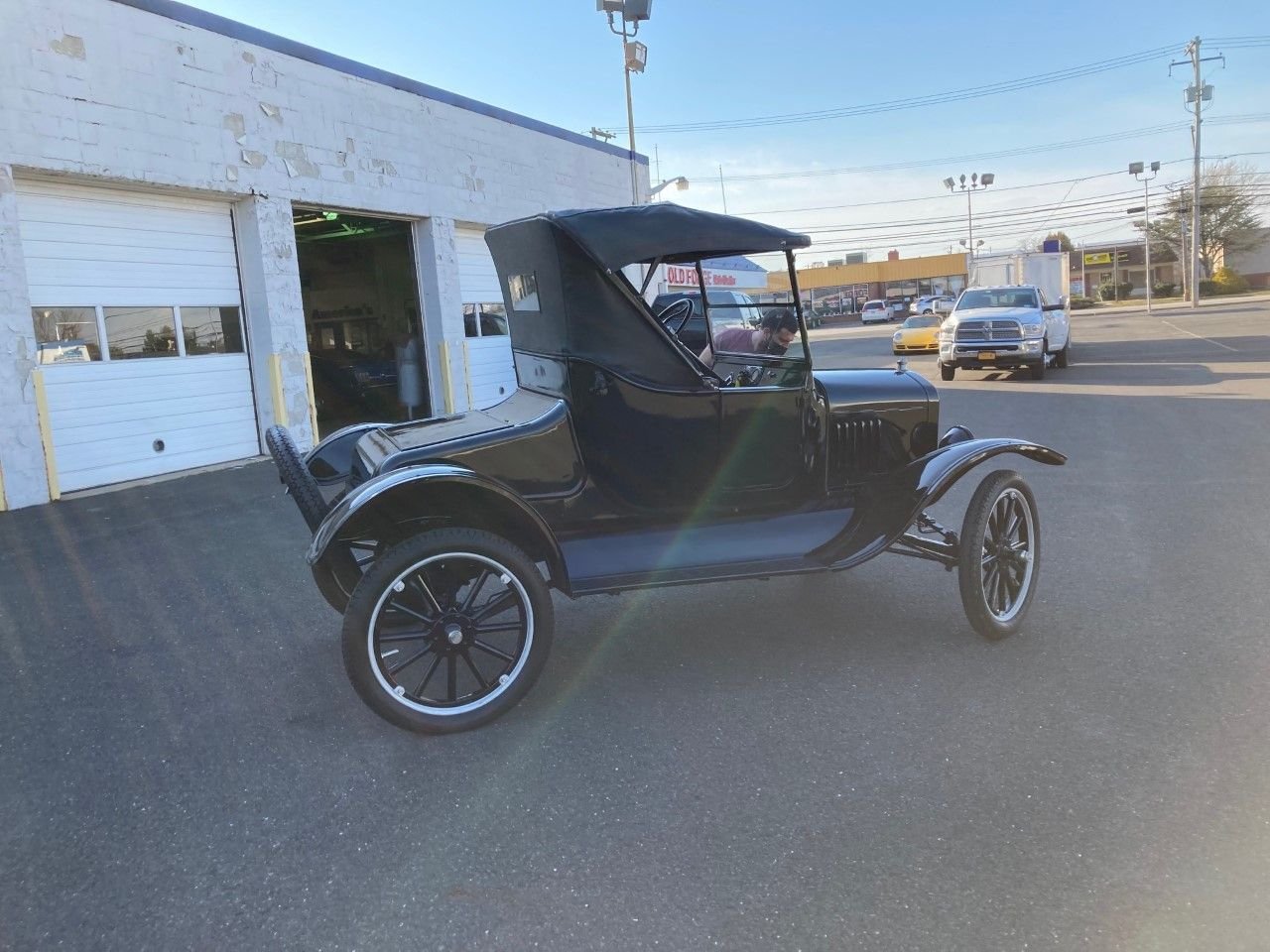 1925 ford model t runabout