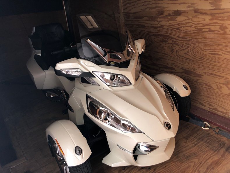 For Sale 2011 Can Am Spyder