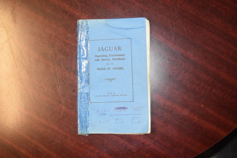 For Sale 1960 Jaguar Mark IX