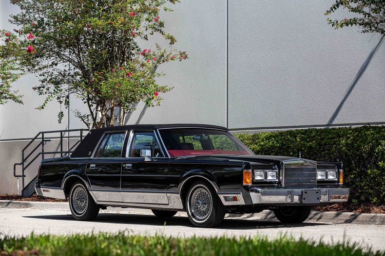 For Sale 1989 Lincoln Town Car