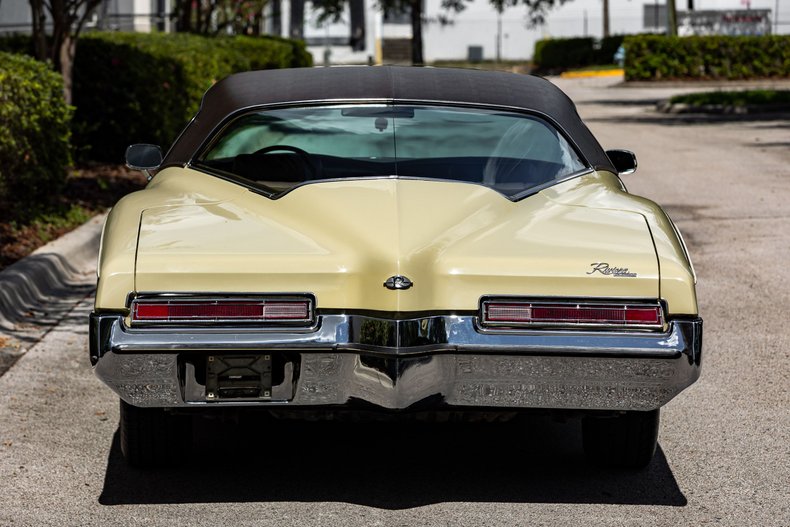 1972 Buick Riviera | Orlando Classic Cars