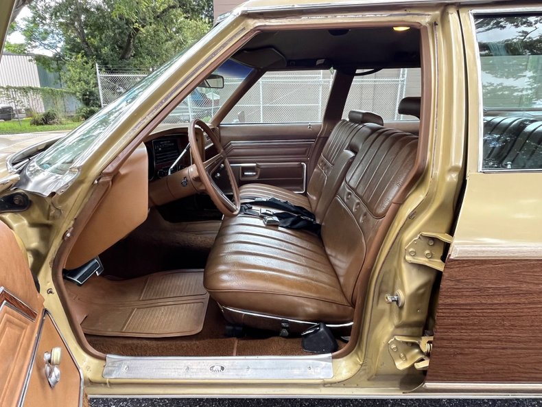 For Sale 1972 Pontiac Safari