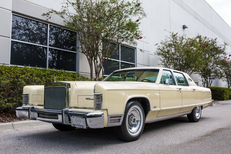 For Sale 1977 Lincoln Town Car