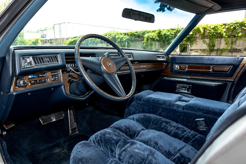 For Sale 1975 Cadillac Fleetwood Brougham