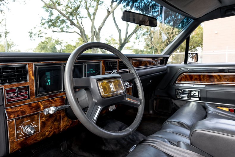 For Sale 1984 Lincoln Town Car