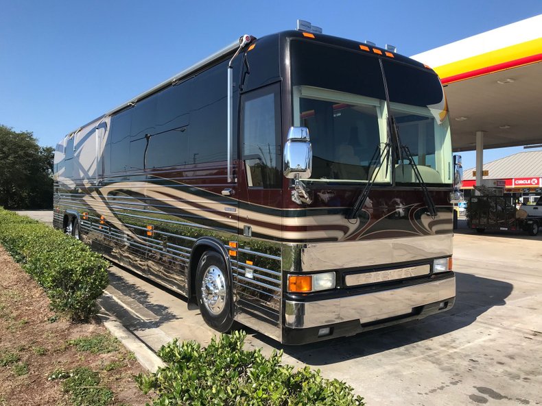 For Sale 2003 Prevost XLII