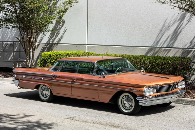1960 Pontiac Star Chief | Orlando Classic Cars