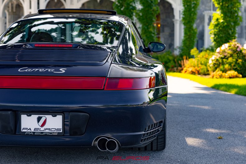 2003 Porsche 911 Carrera 4S