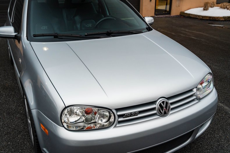 2004 Volkswagen R32 | PA Euros