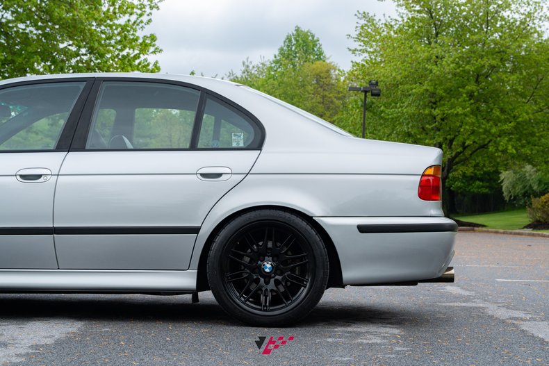For Sale 2000 BMW 540i 4dr Sdn 6-Spd Manual