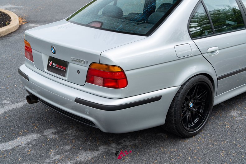 For Sale 2000 BMW 540i 4dr Sdn 6-Spd Manual