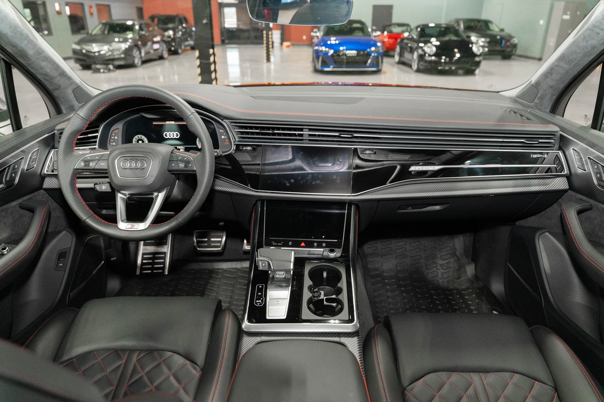 2025 Audi SQ7 Prestige - Photo 31