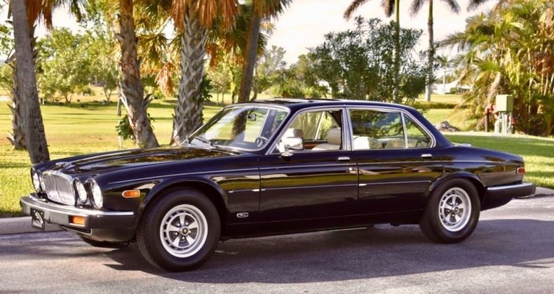 1985 Jaguar XJ6 VANDEN PLAS