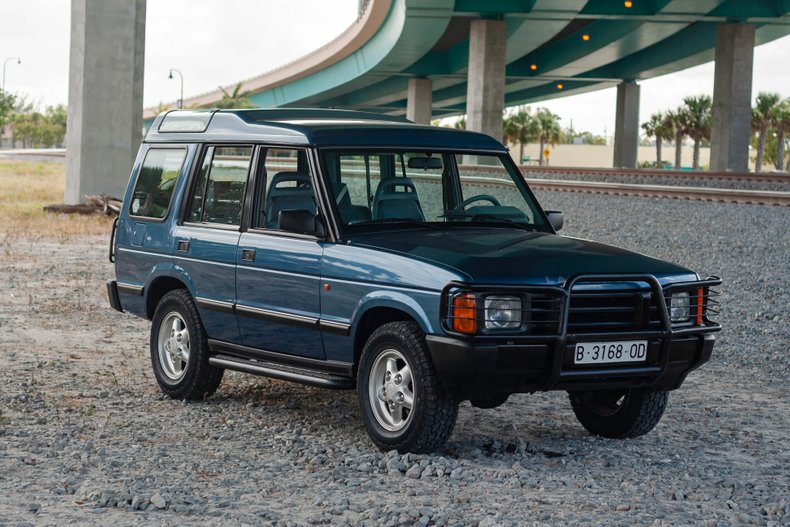 1993 Land Rover Discovery Pedigree