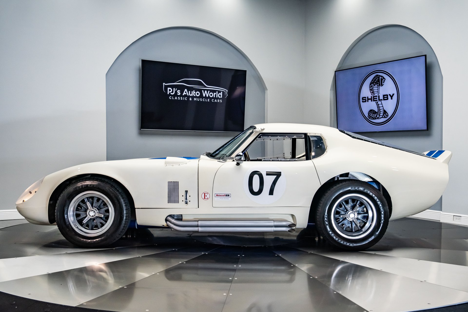 1965 shelby daytona coupe replica