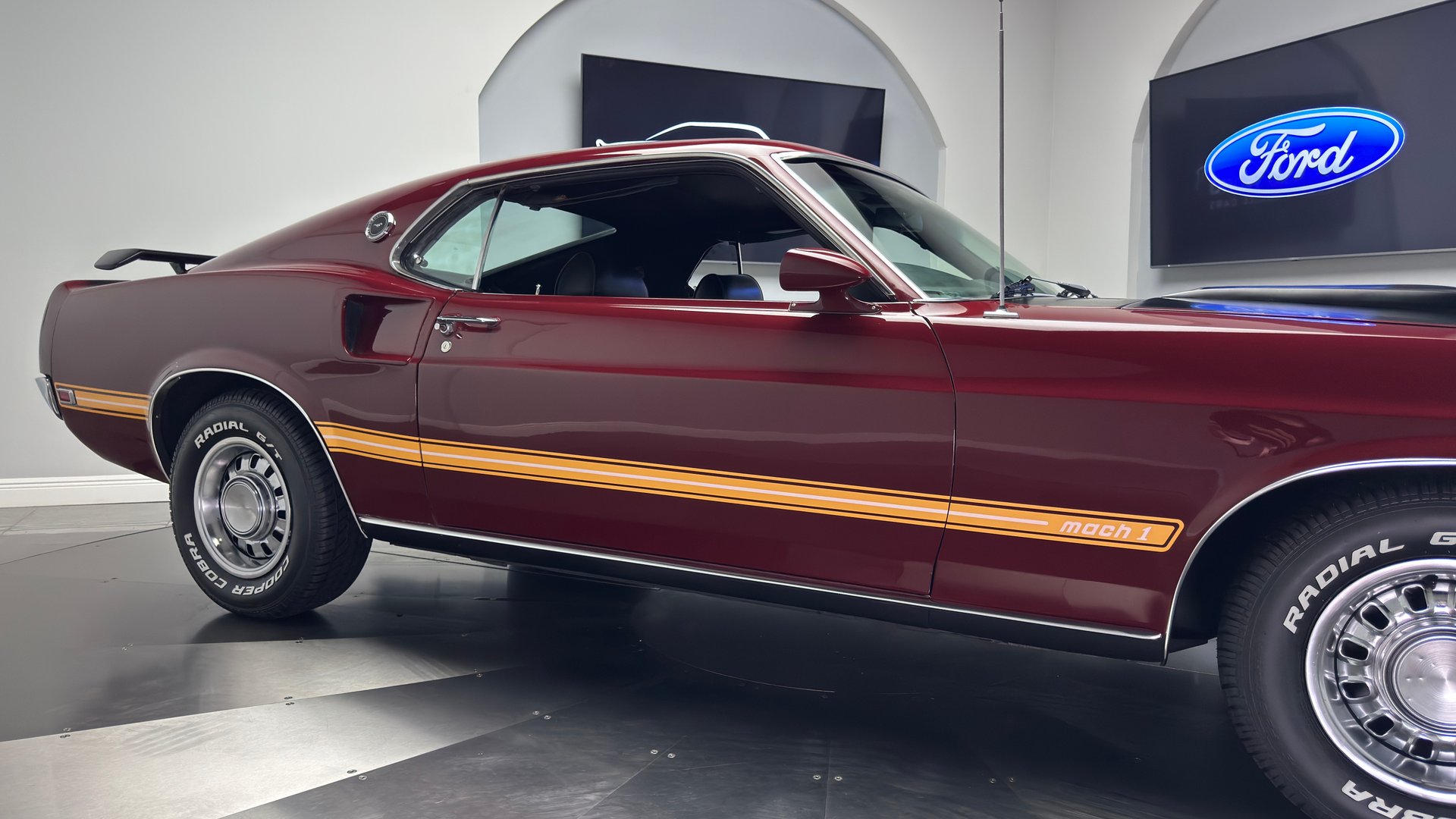 1969 ford mustang fastback