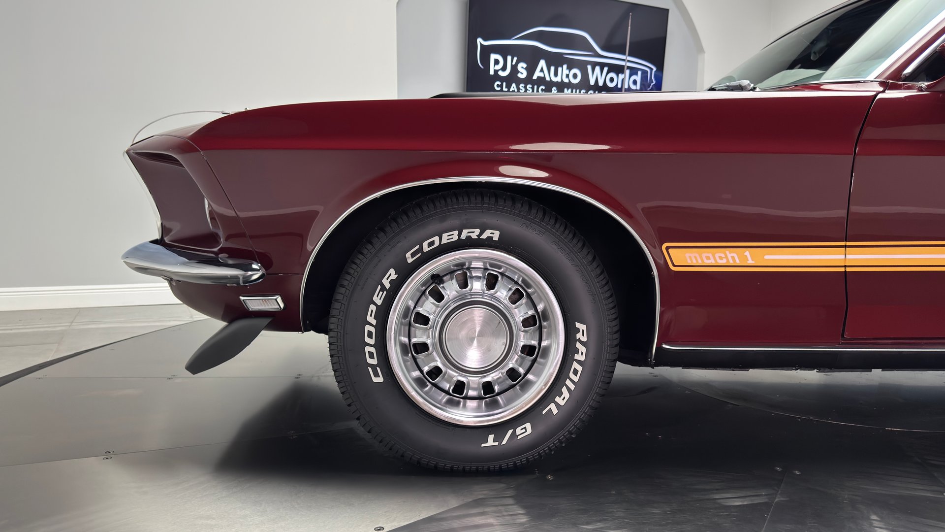 1969 ford mustang fastback