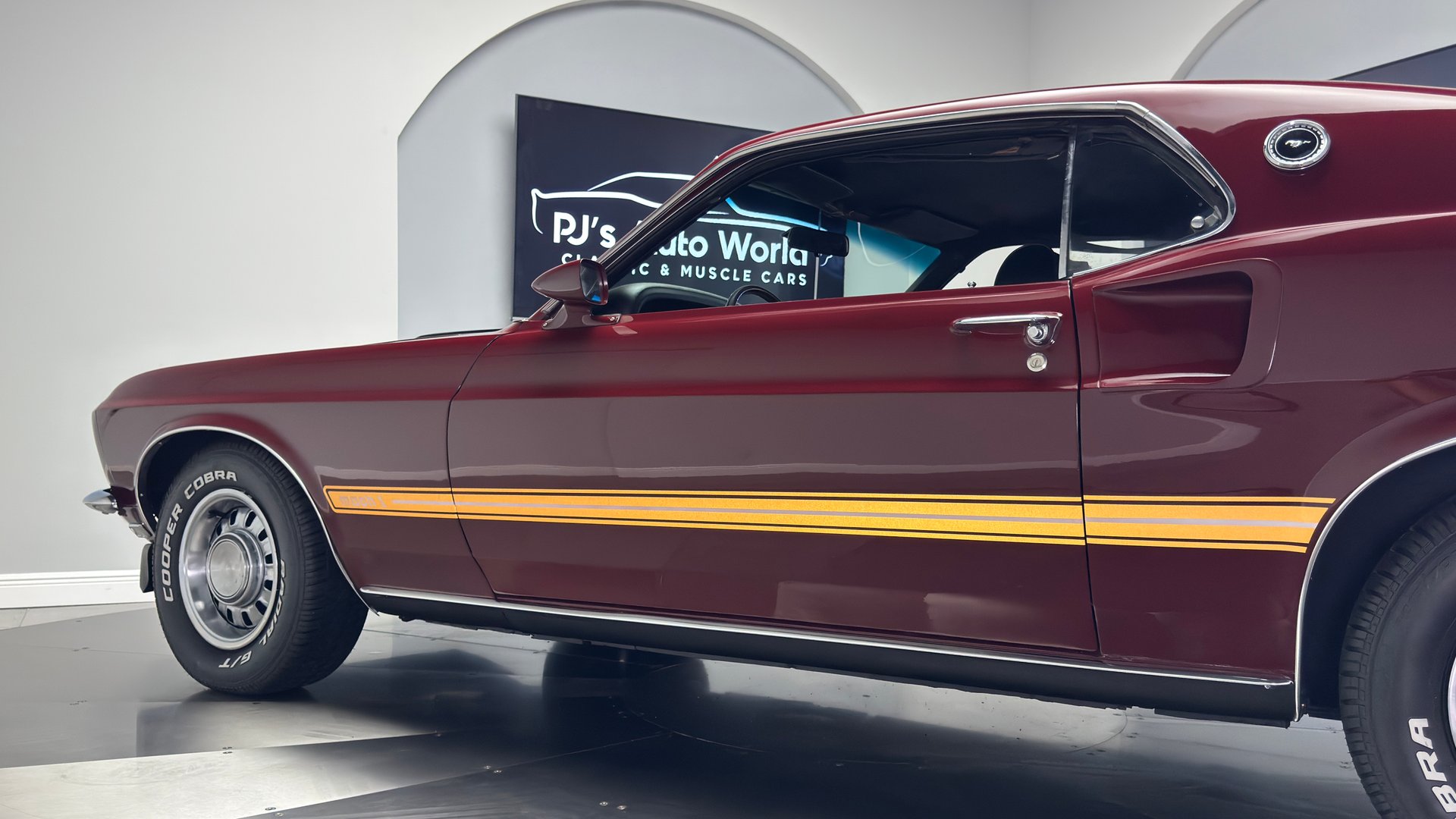 1969 ford mustang fastback