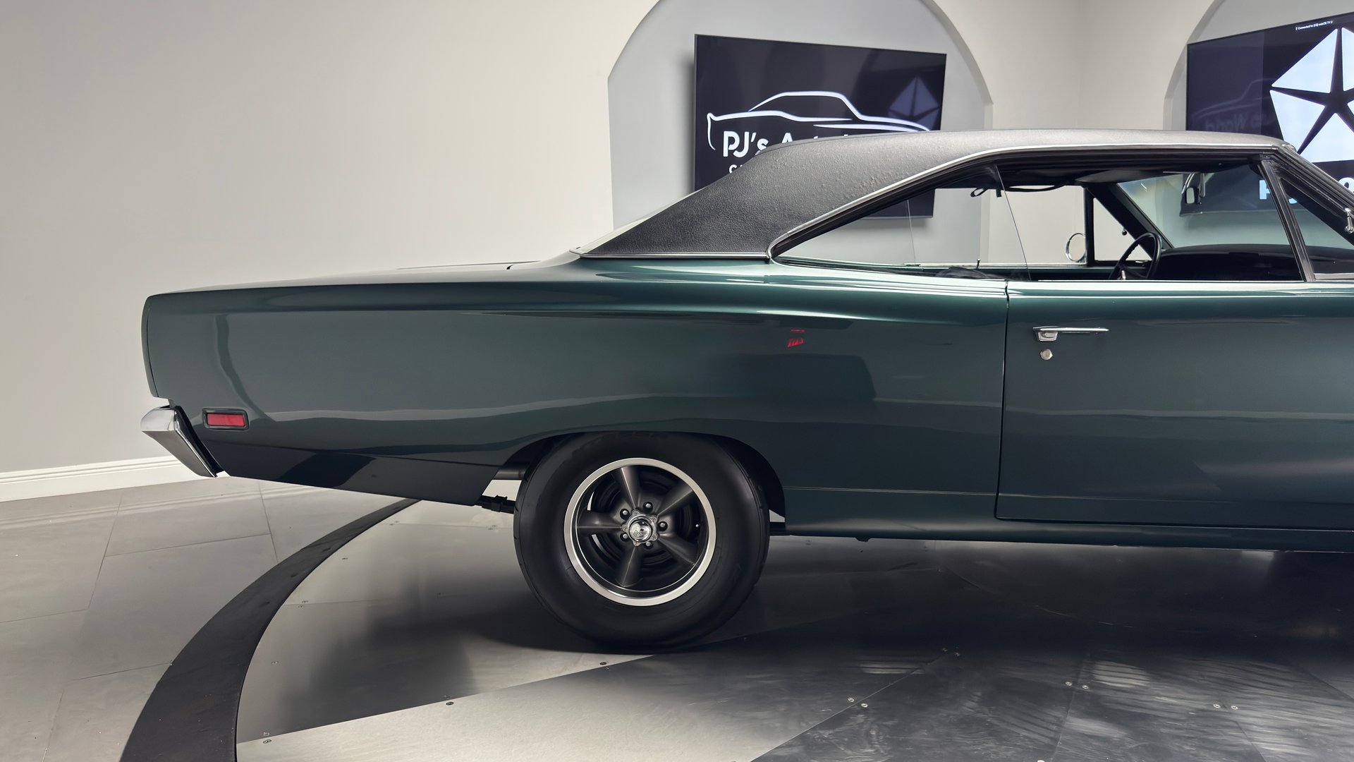 1969 plymouth road runner