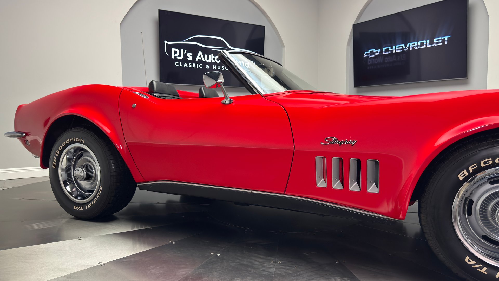 1969 chevrolet corvette convertible