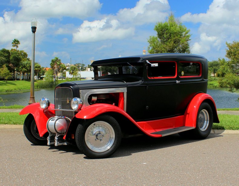 1930 Ford Tudor - Street Rodder Magazine - Design Corral