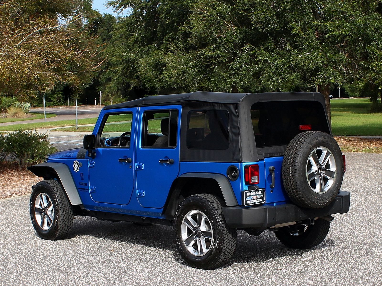 2016 Jeep Wrangler Unlimited | PJ's Auto World Classic Cars for Sale