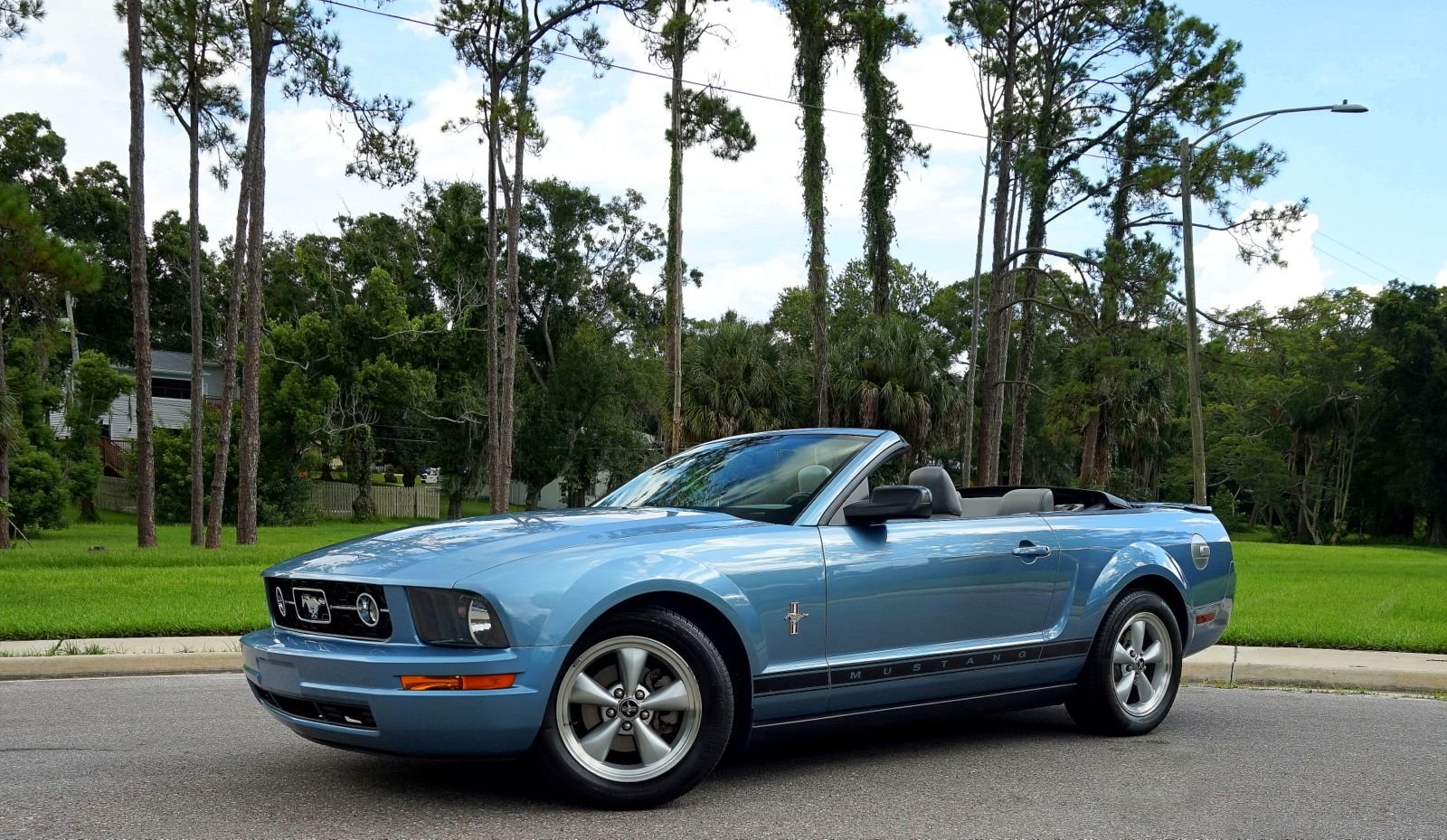 2008 ford mustang convertible