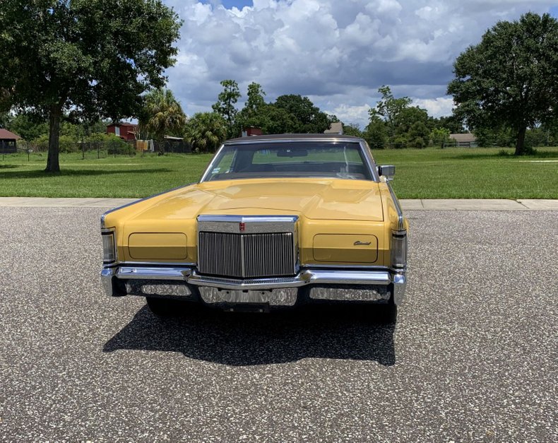 For Sale 1971 Lincoln Continental