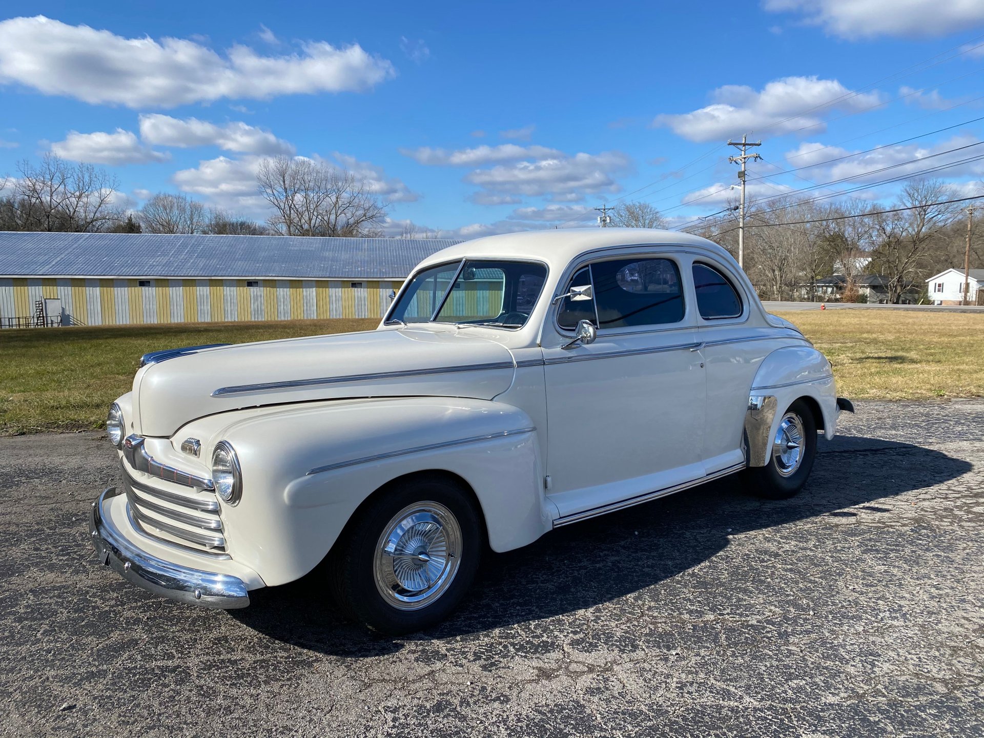1946 ford coupe super deluxe