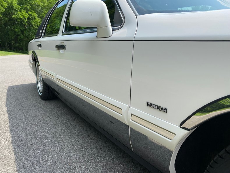 1996 Lincoln Town Car 