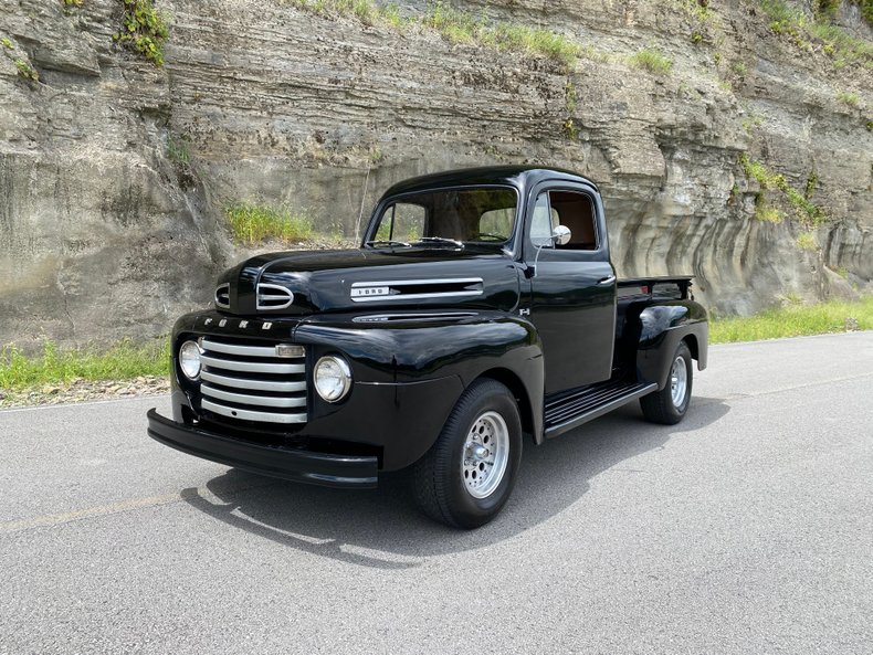 thumbnail image 2 of 1949 Ford Pickup Truck Owner's Manual Package – F1 F2 F3 F4 F5 F6 – Reproduction With Envelope 2 of 6
