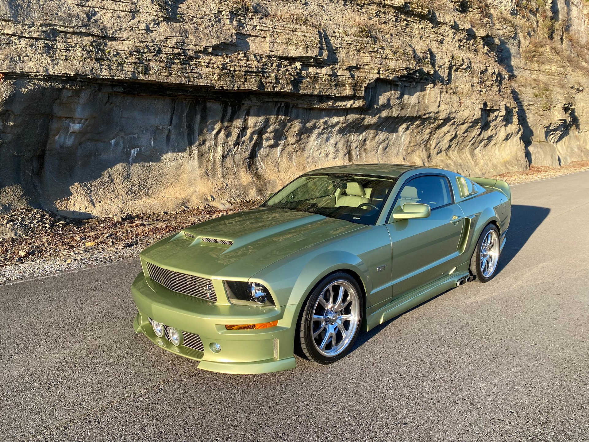 2006 ford mustang gt