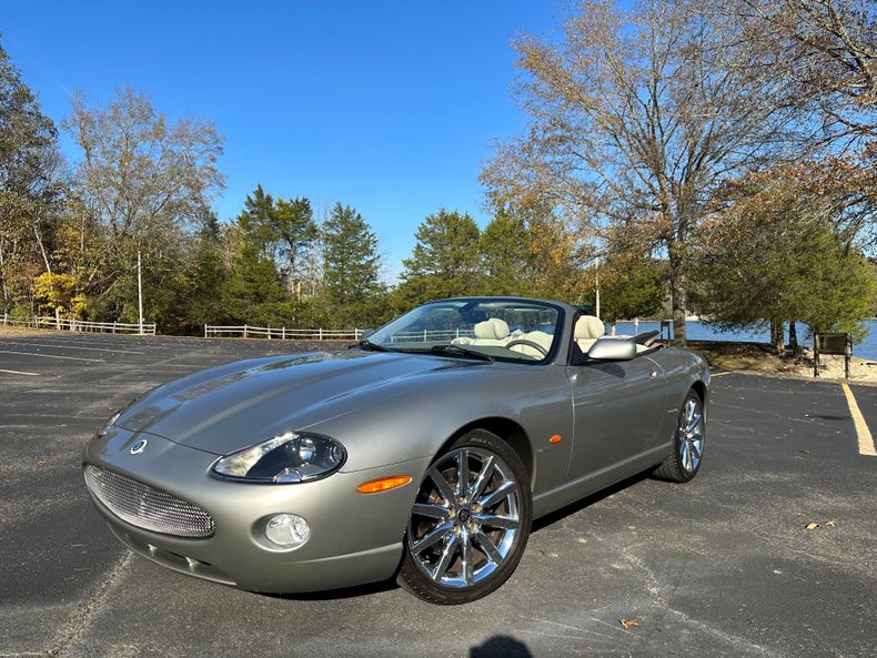 2006 Jaguar XK8 Victory Edition 