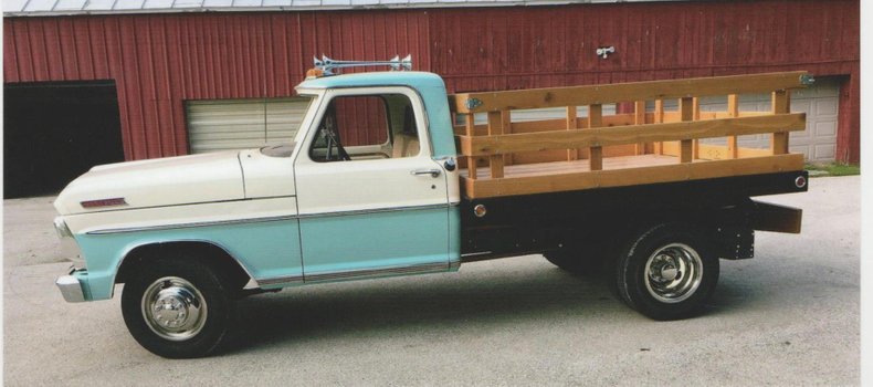 1967 Ford 1 Ton Flatbed