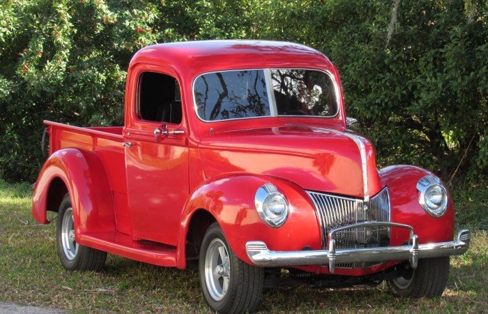 1940 Ford Custom Deluxe
