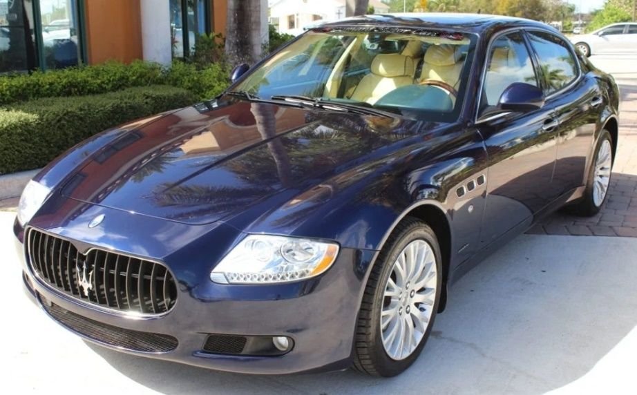 2010 Maserati Quattroporte | Premier Auction