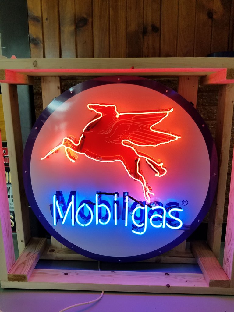  Mobilgas Tin Neon Sign