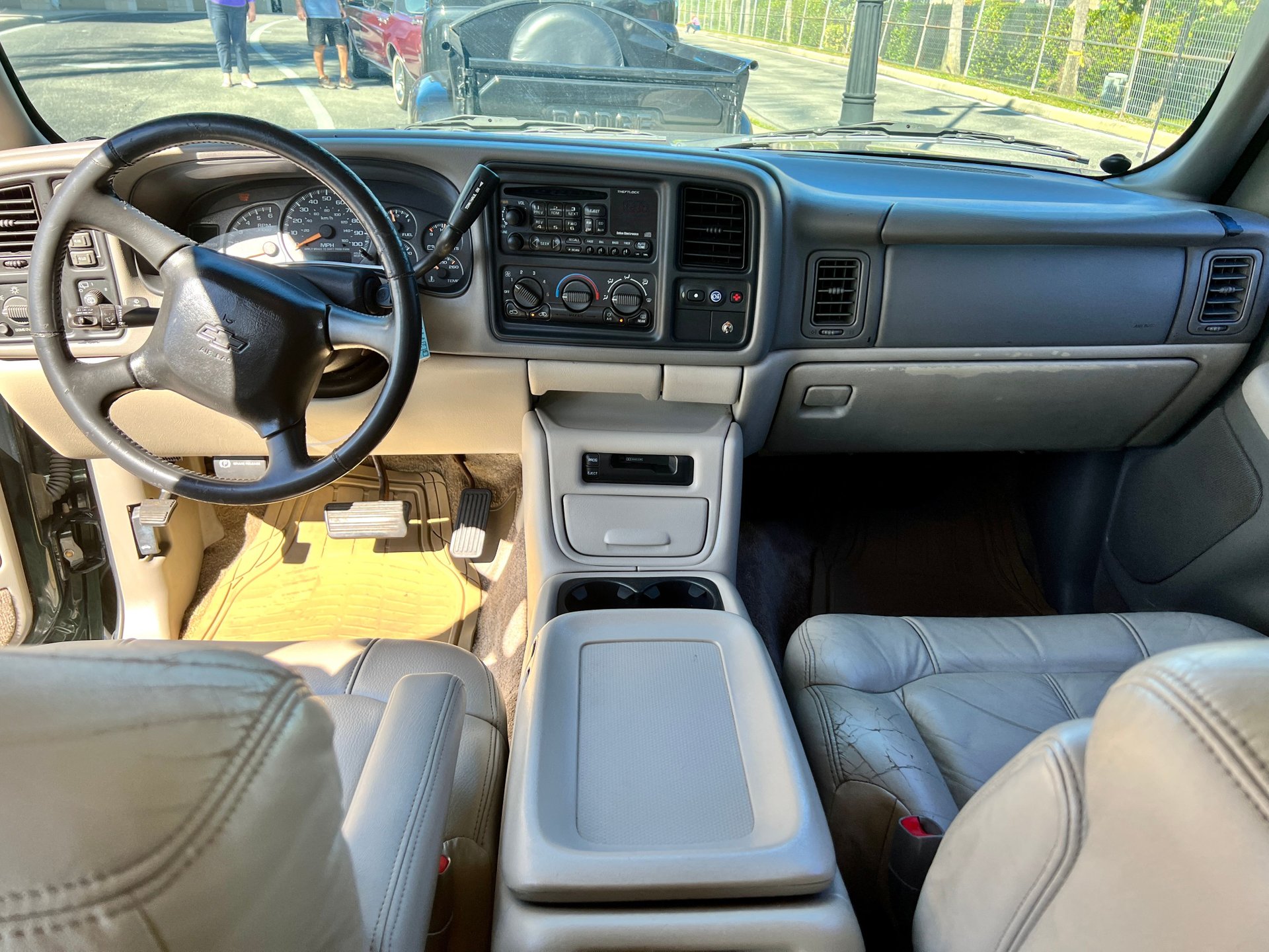 2001 Chevrolet Tahoe Z71 4x4 Premier Auction
