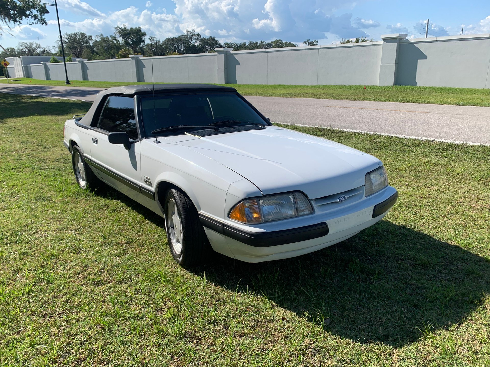 1990 ford mustang lx convertible