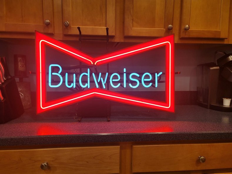  Budweiser Neon Sign 