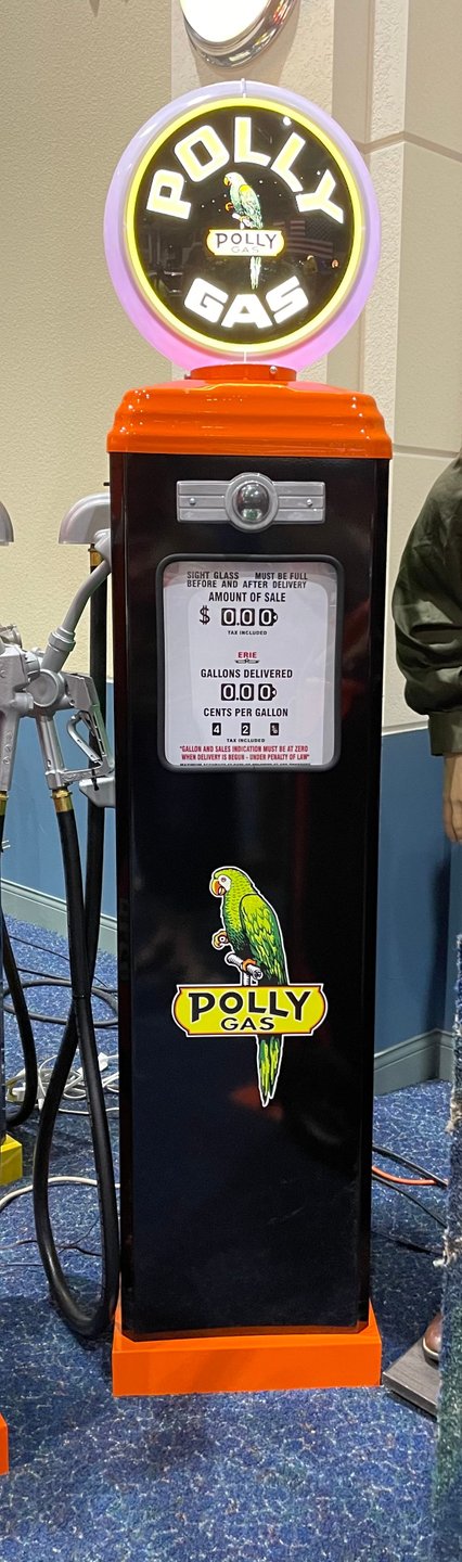 Polly gas pump