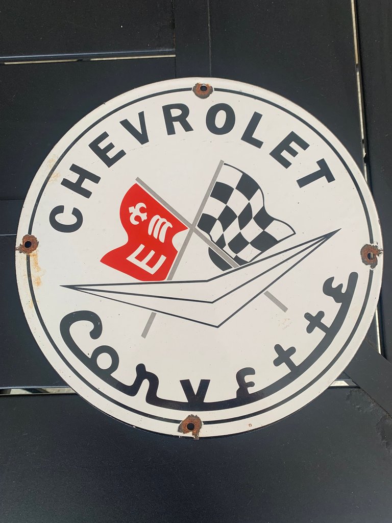  Chevrolet Corvette