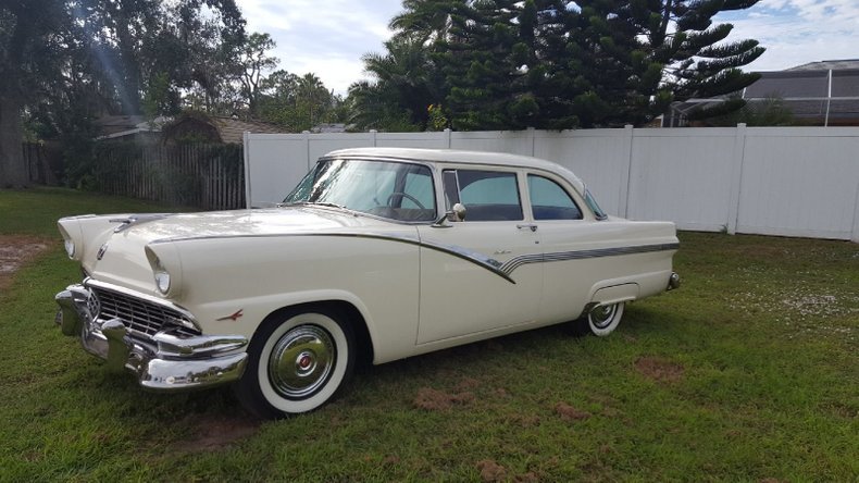 1956 Ford Fairlane