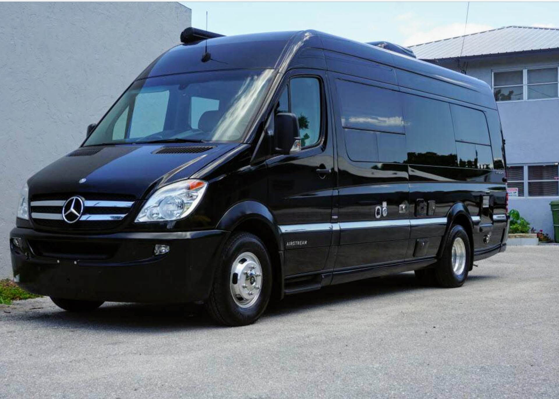 2013 airstream sprinter mercedes lounge extended
