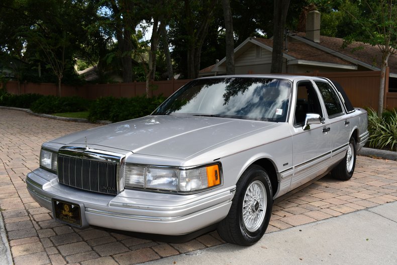 1992 Lincoln Town Car Executive Sold Motorious