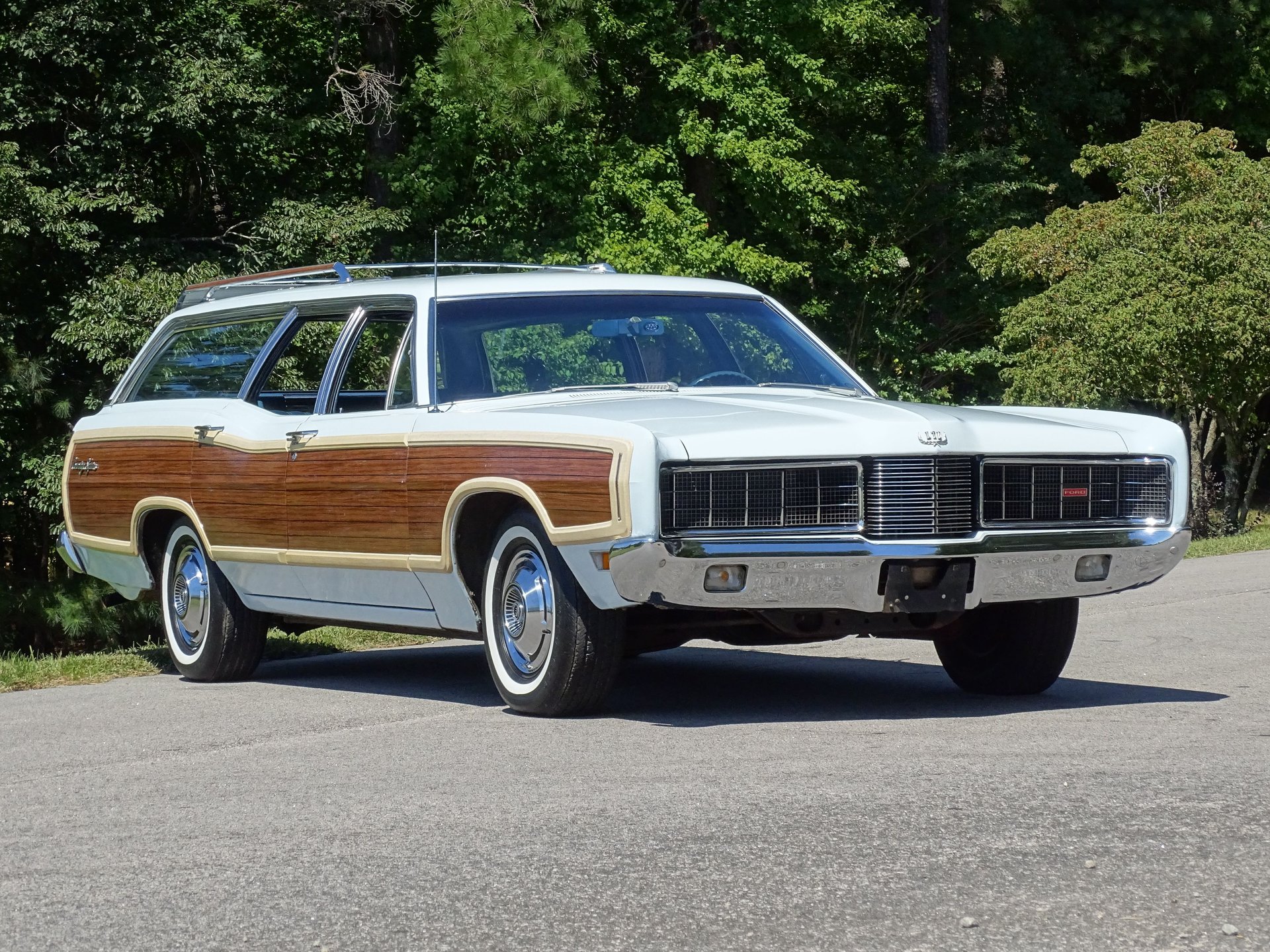 1970 ford country squire