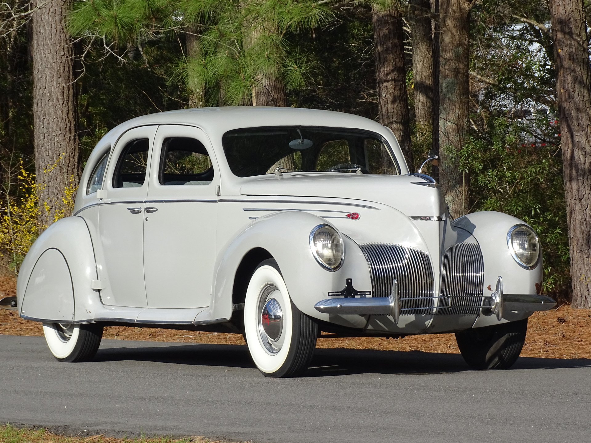 1939 Lincoln Zephyr  Raleigh Classic Car Auctions