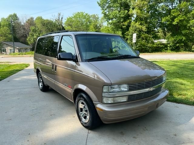 2001 Chevrolet Astro | Raleigh Classic Car Auctions